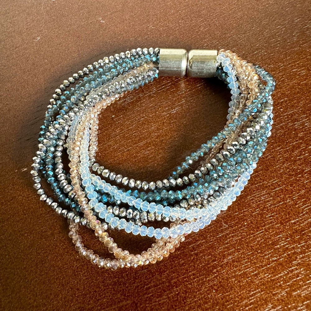 Beautful Blue, Silver and Beige Magnetic Sparkly Bracelet - Picture 3 of 6